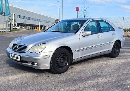 Mercedes-Benz C 180 Elegance