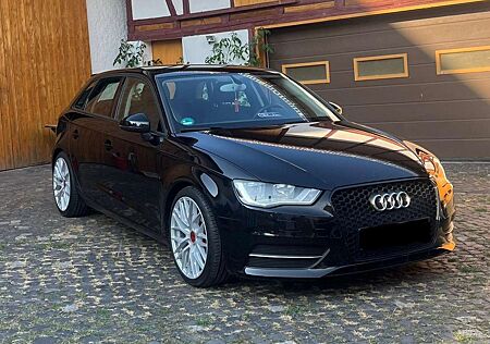 Audi A3 1.2 TFSI SportbackAttraction