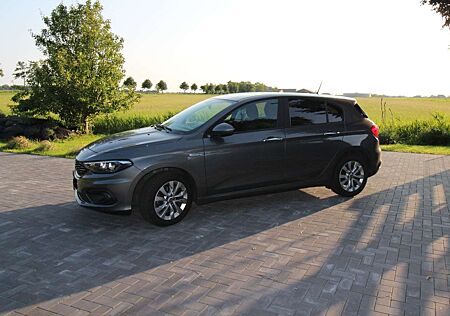 Fiat Tipo Kombi 1.6 MultiJet DCT Easy