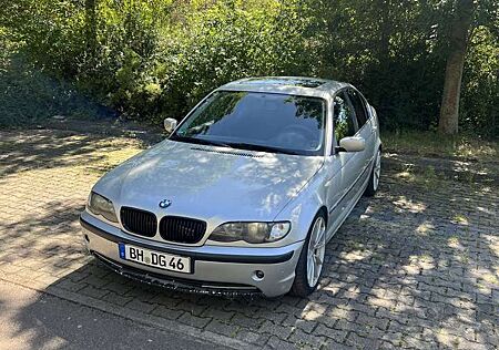 BMW 320i 320