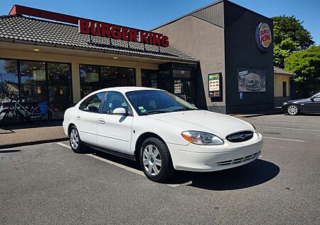 Ford Taurus SE 3.0 US Car USA V6 Youngtimer
