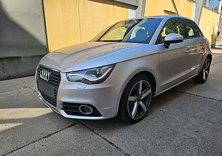 Audi A1 1.4 TFSI Sportback S tronic Attraction