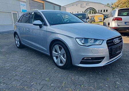 Audi A3 2.0 TDI S line DSG Navi PDC SH Alu 17 2Hd