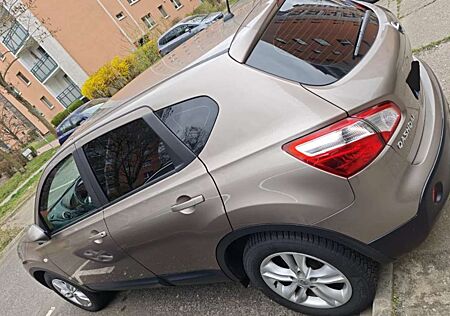 Nissan Qashqai 1.5 dCi DPF 360