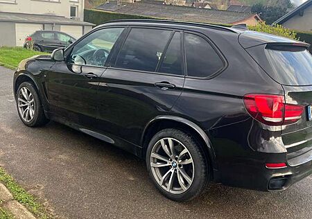 BMW X5 M M50d 381 ch A