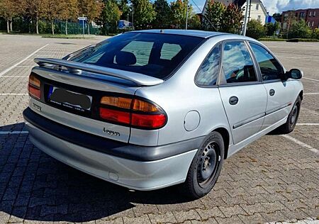 Renault Laguna 1.6 16V