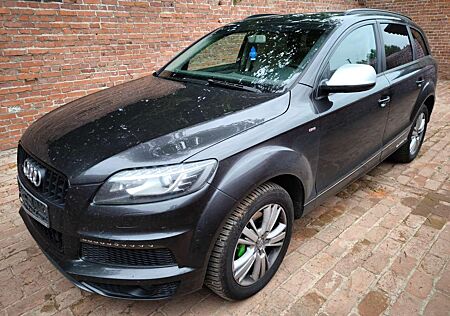 Audi Q7 4.2 quattro V8 32V TDI S Line 7 Sitzer Panora