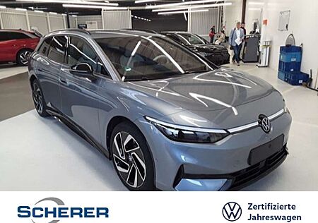 VW ID.7 Volkswagen Tourer Pro 77 kWH MATRIX WÄRMEPUM. AHK 360°