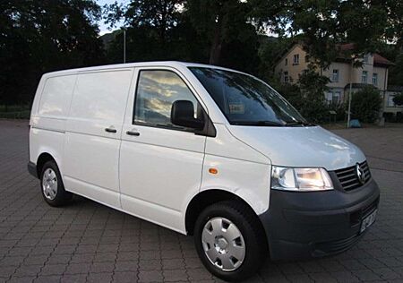 VW T5 Transporter Volkswagen 2.HAND+DIESEL+FÄHRT GUT+AHK+TÜV+3-SITZER