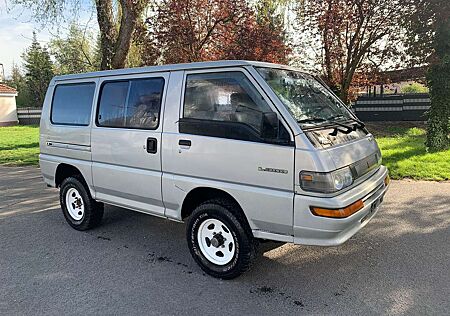 Mitsubishi L300 L 300 4WD 2,5 ltr. TD - AHK - aufgelastet 2,8 t