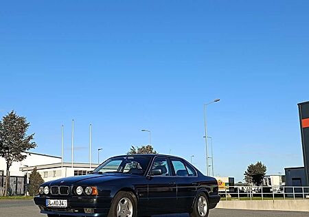 BMW 525i 525 24V