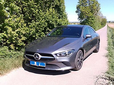 Mercedes-Benz CLA 180 CLA 180 7G-DCT Progressive