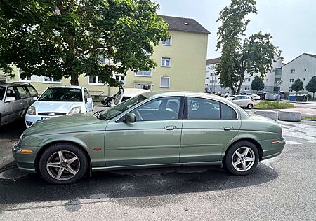 Jaguar S-Type V6 Executive*AUTOM*KLIMAAUTOM*LEDER*SD*