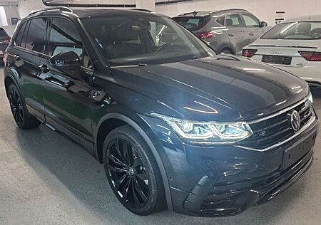 VW Tiguan Volkswagen R-Line eHybrid BLACK /PANO/LEDER/HUD/VOLL
