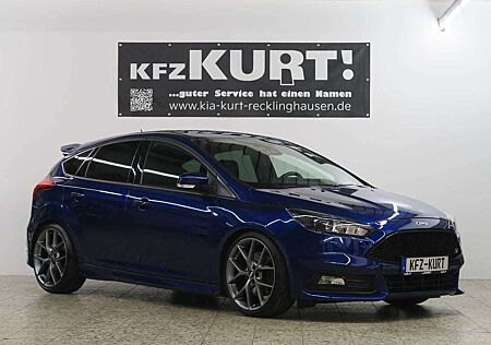 Ford Focus Fließheck 2.0 EcoBoost ST Leder-Sport-P.