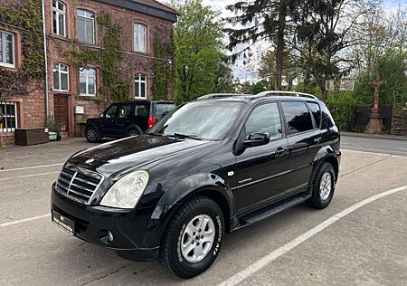 SsangYong Rexton 270 Xdi Allrad/AHK 3.2T/Leder/Tüv neu