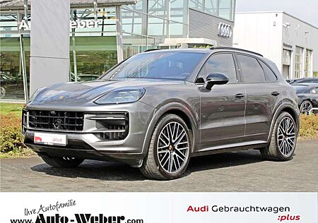 Porsche Cayenne S HUD MASSAGE AHK LUFTFED PANO VIERRADLE