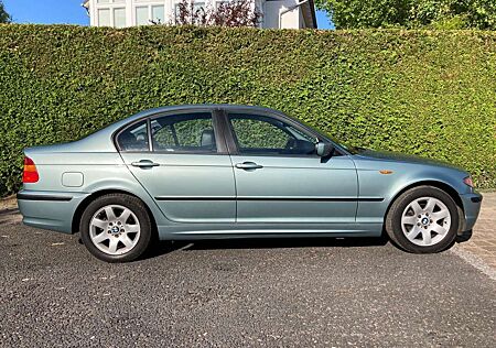 BMW 318 Automatik, aus2.Hand,Ledersitzbezug,M-Sportlenkrad