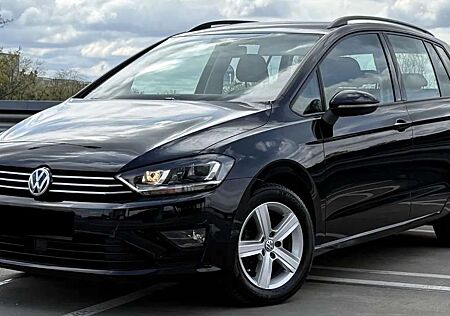 VW Golf Sportsvan Volkswagen 1.6 TDI Sound BlueMotion