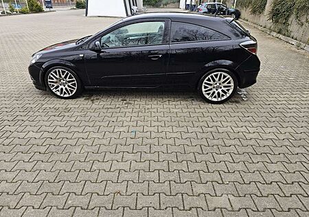 Opel Astra 2.0 Turbo Sport