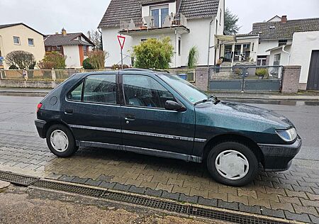 Peugeot 306 XR aus 1 Hand Rentnerfahrzeug TÜV 12/26