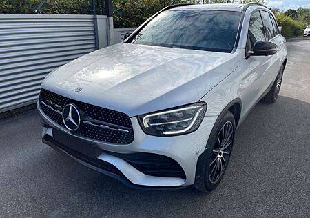 Mercedes-Benz GLC 300 d 4M AMG NIGHT AUGR+360°KAM KEYGO 20"PANO