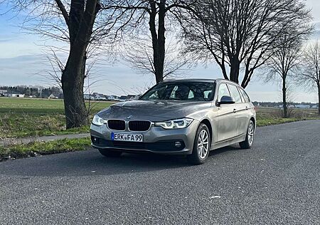 BMW 320d 320 Touring xDrive Aut. Advantage