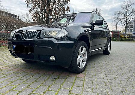 BMW X3 Baureihe 2.0d~Sport-Paket M / M-Technic