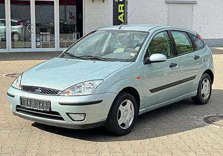 Ford Focus 1. Hand • 31.000 km • Hu 05-2027 Neu