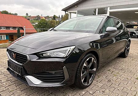 Cupra Leon 1.5 eTSI 110kW DSG NAVI, LED, KAMERA