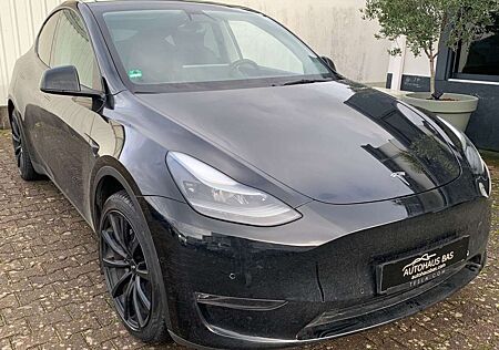 Tesla Model Y Long Range AWD * Mwst. ausweisbar * AHK