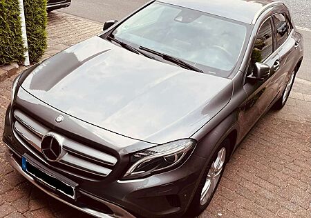 Mercedes-Benz GLA 180 GLA Diesel (CDI) d 7G-DCT Urban