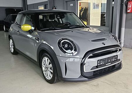 Mini Cooper SE Essential Trim +Standklima+ACC+LED