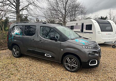 Citroën Berlingo Citroen XL 7-Sitzer Shine Pure Tech 130 EA - Mini-Camper