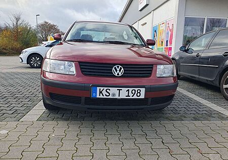 VW Passat Volkswagen 1.6 Trendline