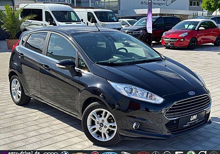 Ford Fiesta Titanium/SHZ/PDC/NAVI/FRONTSCHEIBENHZG/CE