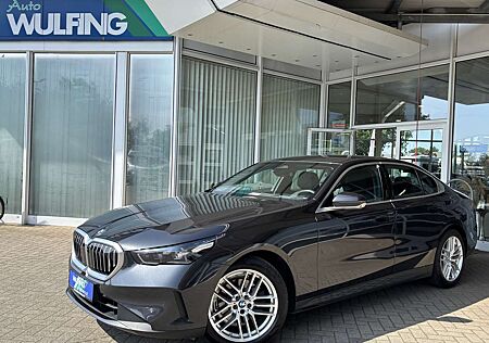 BMW 520 d xDrive 1.Hd LEDER AHK NAVI CAM HUD PLA DSC