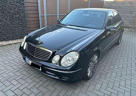 Mercedes-Benz E 280 V6 avantgarde
