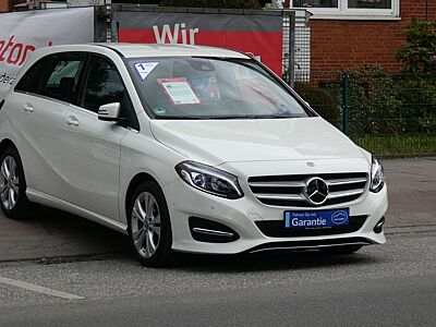 Mercedes-Benz B 220 4Matic 7G-DCT Urban 1.Hand