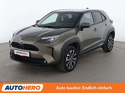 Toyota Yaris Cross 1.5 Hybrid 2WD Team D Aut.*NAVI*LED*ACC*CAM*SHZ*
