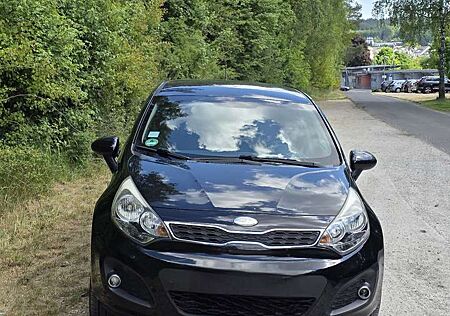 Kia Rio Dream Team