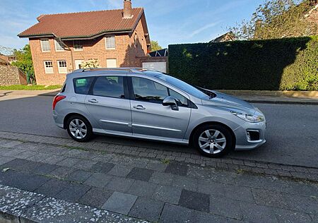 Peugeot 308 SW e-HDi FAP 110 Stop