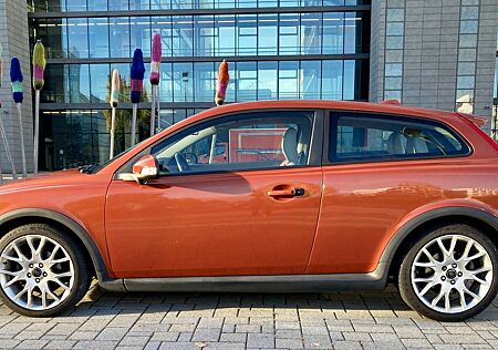 Volvo C30 DRIVe - Facelift 2010 - Navi, BLIS, 18", 8fach