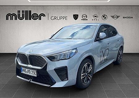BMW iX2 xDrive30 M Sportpaket Head-Up HK HiFi DAB