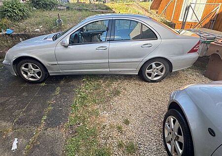Mercedes-Benz C 180 T Kompressor Avantgarde