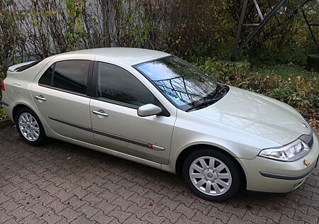 Renault Laguna 2 3.0 V6 207PS TEILLEDER AUTOMATIK