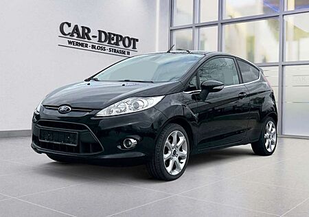 Ford Fiesta Titanium*KLIMAAUT.*PDC*SHZ*BLUET.*TÜV NEU
