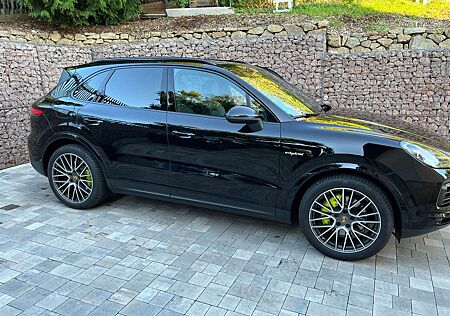 Porsche Cayenne Plug-In-Hybrid E-Hybrid Tiptronic S
