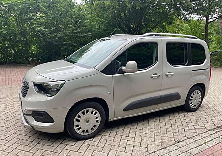 Opel Combo Life 1.2 Turbo Start/Stop Edition