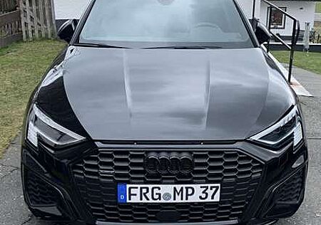 Audi A3 40 TDI Limousine quattro S tronic line